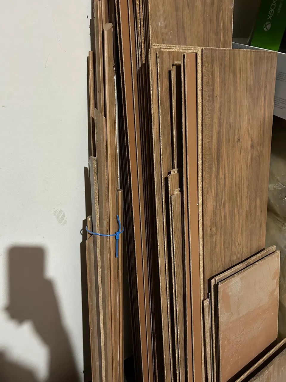 Piso laminado madeira com rodapés  - Foto 2