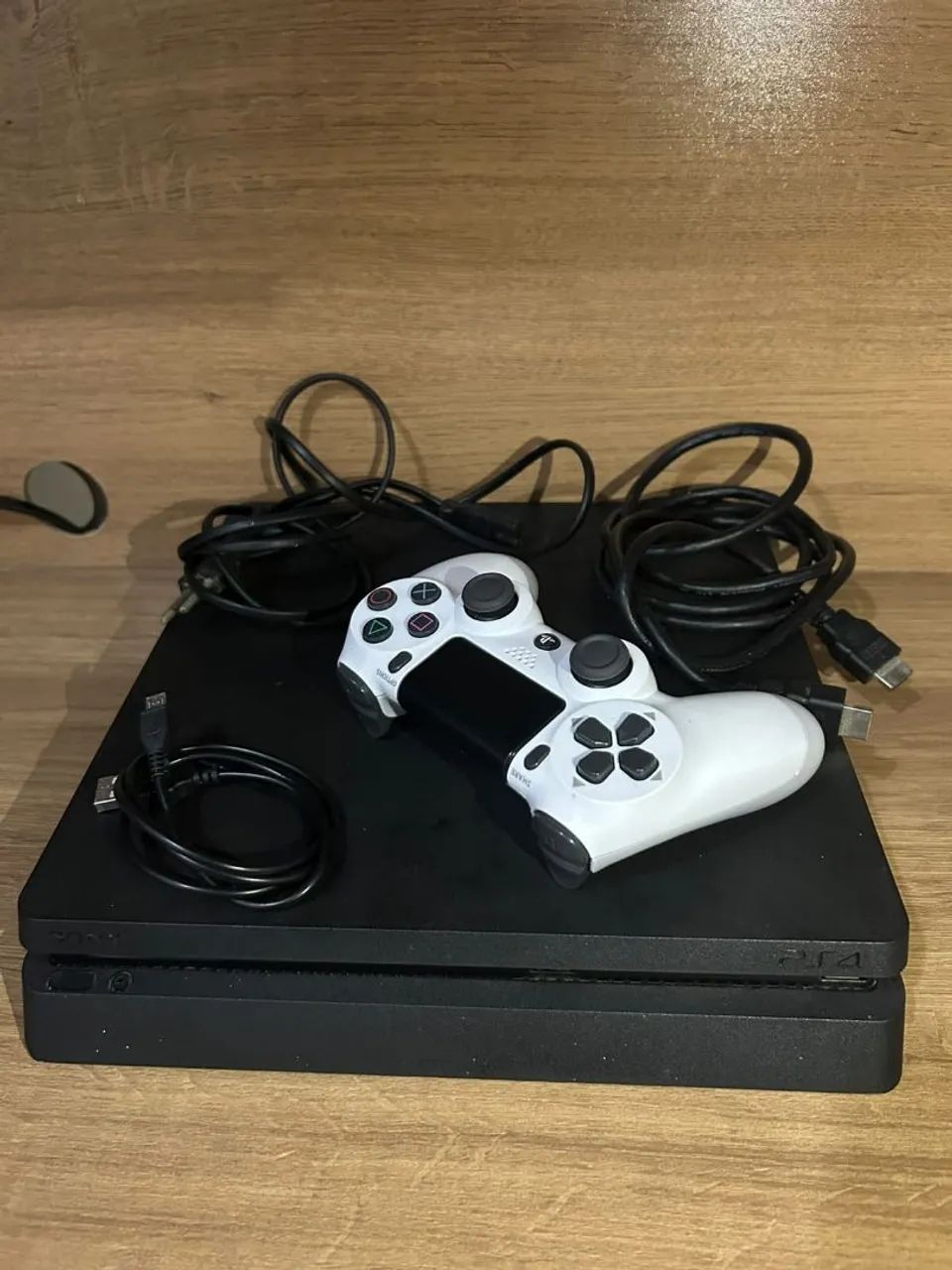 Playstation 4slim 