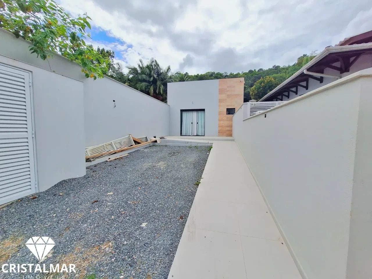 Casa com ponto comercial em Bombas - Foto 4