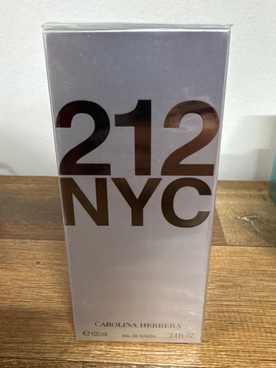 Perfume 212 NYC 100 ml lacrado 