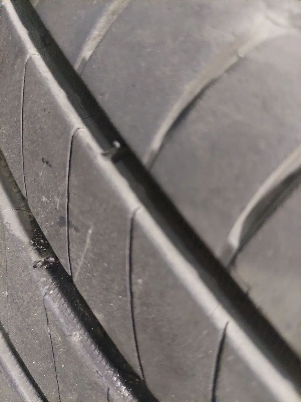 4 Pneus MICHELIN primacy 4 em ótimo estado aro 16 - Foto 6