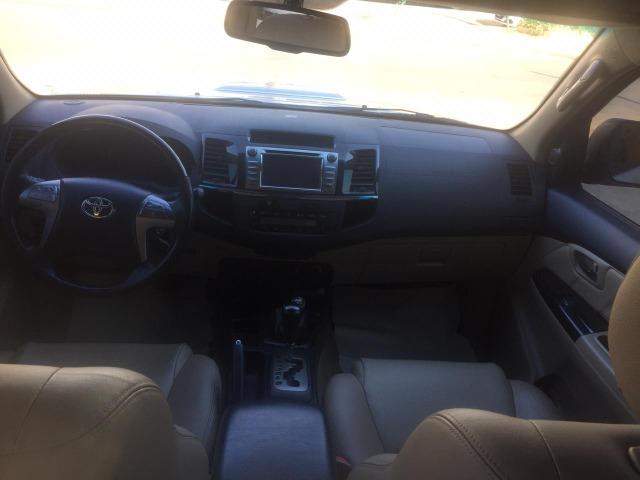 SW4 SRV 4x4 2014/2014 7 Lugares - Foto 8