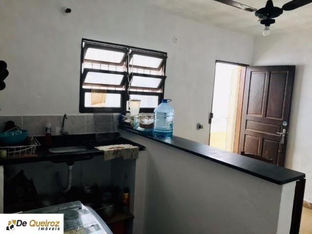 Casa em mongaguá , bairro itaguaí , geminada , lado morro - Foto 9