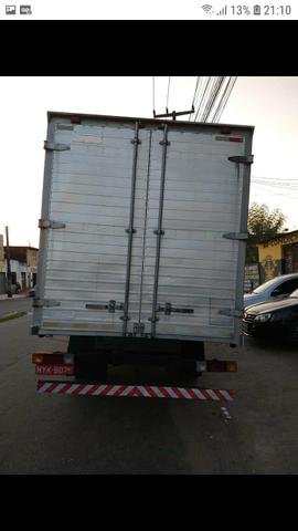 Caminhao Mercedes 710 2008 - Foto 4