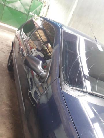 Vendo ou troco com moto mais com volta pra mim palio 97 - Foto 2