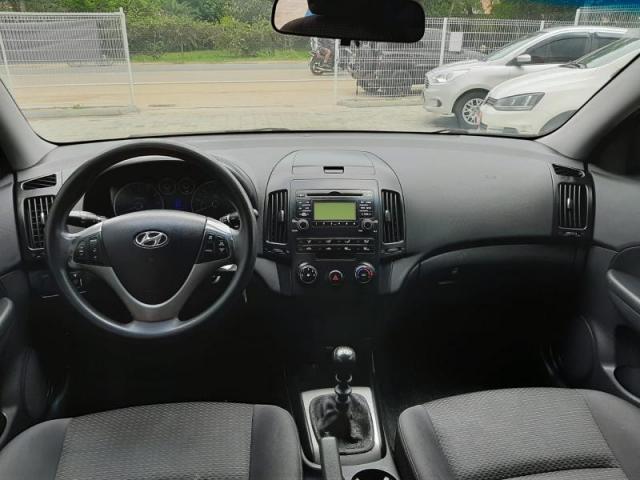 i30 2.0 16V 145cv 5p Mec. - Foto 5