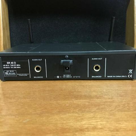 Microfone sem fio base dupla AKG - Foto 4