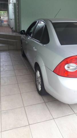 Focus sedan - Foto 13