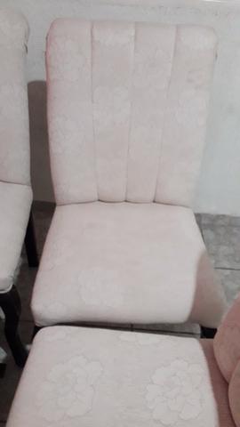 Vendo pra hoje.cadeiras almofadadas - Foto 3