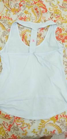 Vendo estas duas camisetas da Romance tam:M - Foto 6