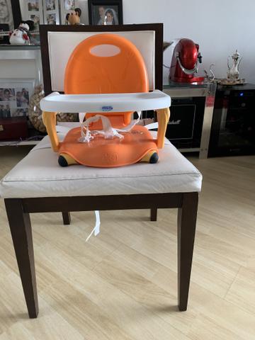 Cadeirinha de alimentação para bebê