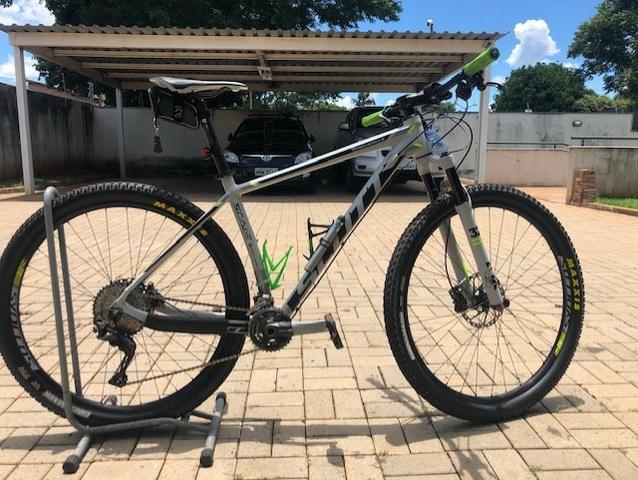 Bike Scott Scale 940 - Biclicleta MTB - Tamanho L/19 -