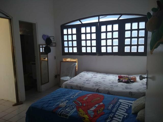 Excelente Casa com Piscina em Candeias - Foto 9
