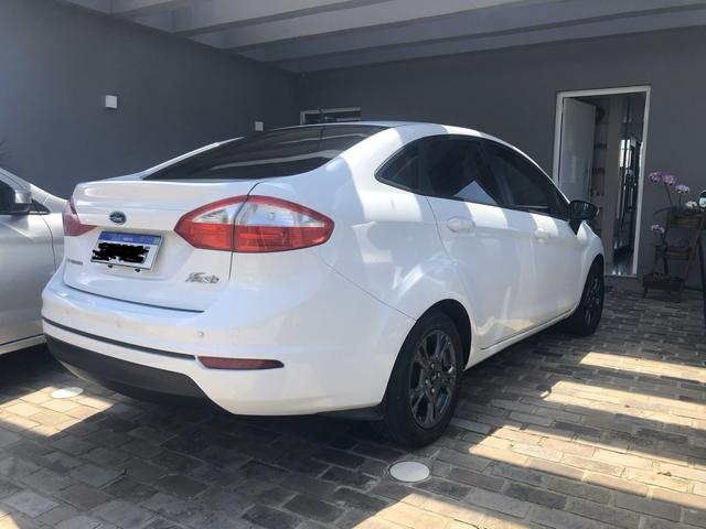 New Fiesta Sedan Automático 1.6 Impecável