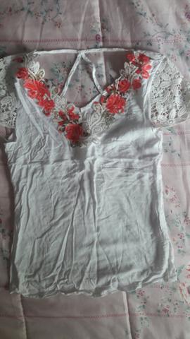 Blusas lindinha P
