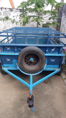 Vende-Se Carroça Me chama No