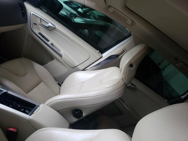 Volvo XC 60 - Foto 2