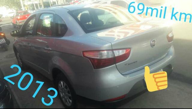 Grand Siena 1.4 Flex completo 2013 Novíssimo baixo km