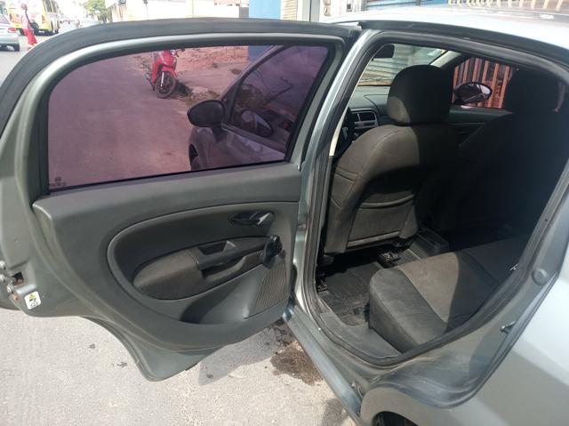 Fiat Punto 1.4 Attractive 2011 Completo - Foto 9