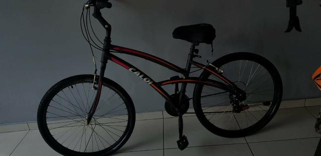 Bicicleta Caloi 300 - Aro 26 Feminina - Shimano 21 Marchas