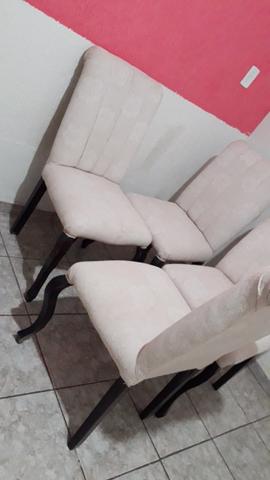 Vendo pra hoje.cadeiras almofadadas