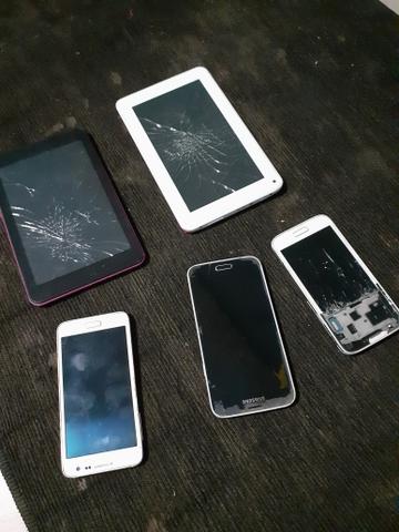 Vendo 3 celulares e 2 tablets quebrados