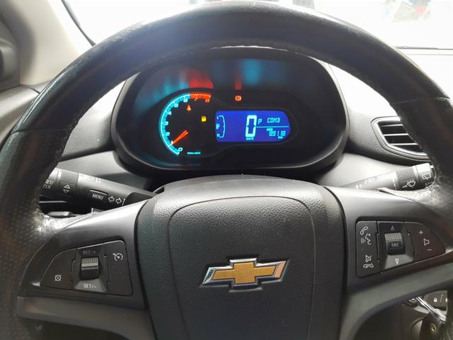 GM Onix LTZ 1.4 AUT 2014/2015 impecável - Foto 6