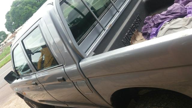 Mitsubishi l200 GL
