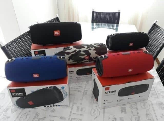 Caixa de Som JBL Xtreme Speaker, com todos os acessórios Com Alça - Foto 4