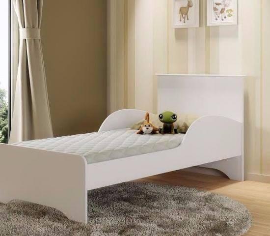 ShopMix Móveis MIni Cama + Colchão - Dani *NOVO