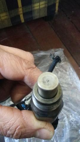 Bico injetor original da Peugeot 504 , 2.3 diesel - Foto 5