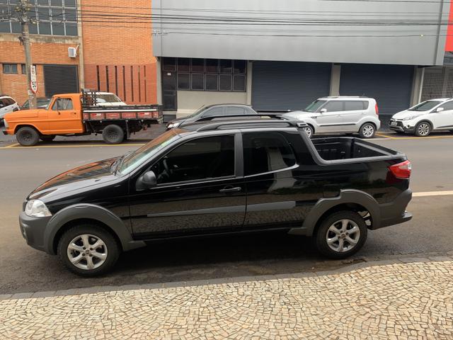 Strada cabine dupla working hard 1. 4 ano 2018 apenas 13.000 quilômetros rodados - Foto 6