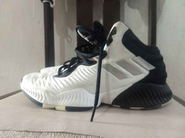 tenis adidas mad bounce