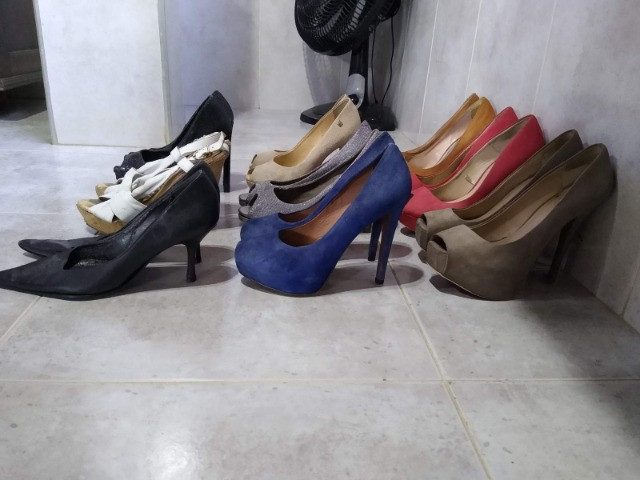Coleção Sandalias de Salto - Várias Marcas - Foto 5