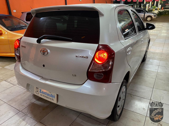 TOYOTA ETIOS X 1.3 top - Foto 9