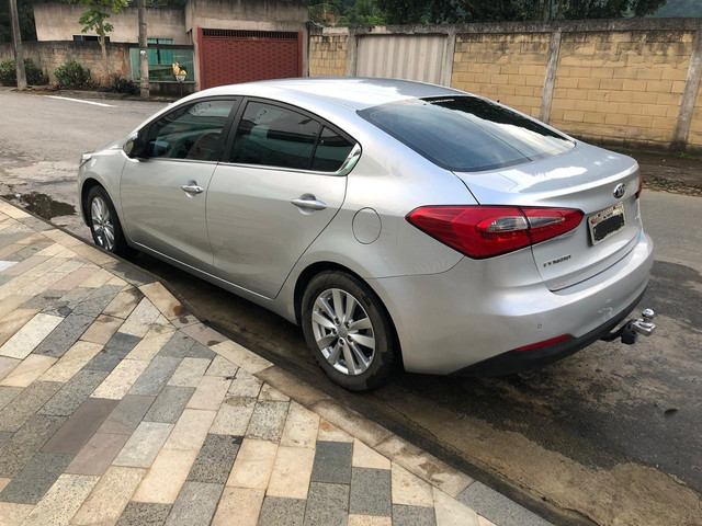Vende-se Kia Cerato 2014 - Foto 5