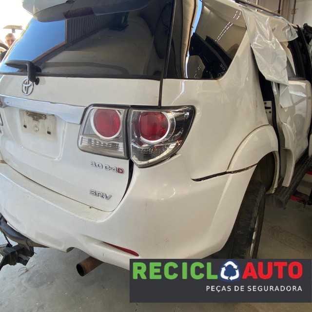 Sucata de sw4 2015 diesel para retirada de peças  - Foto 3