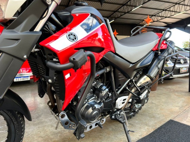 Yamaha XT660 Vermelha  - Foto 2