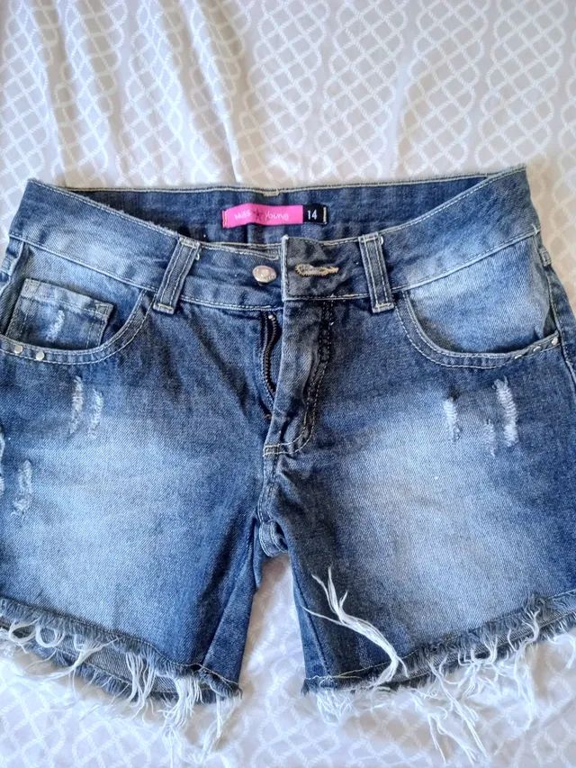 Short menina 