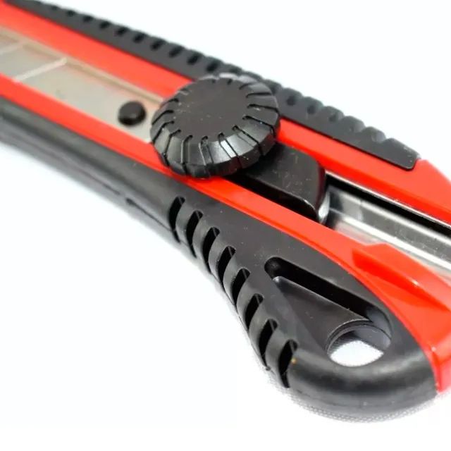 Estilete com 1 Lâmina de Aço Inox 25mm Lotus 6320 - Foto 2