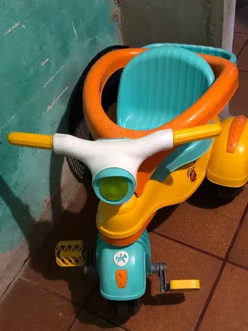 Triciclo Infantil Tico Tico Motoca Bebê com Haste para Empurrar e Proteção  Lateral Moto Infantil em Promoção na Americanas