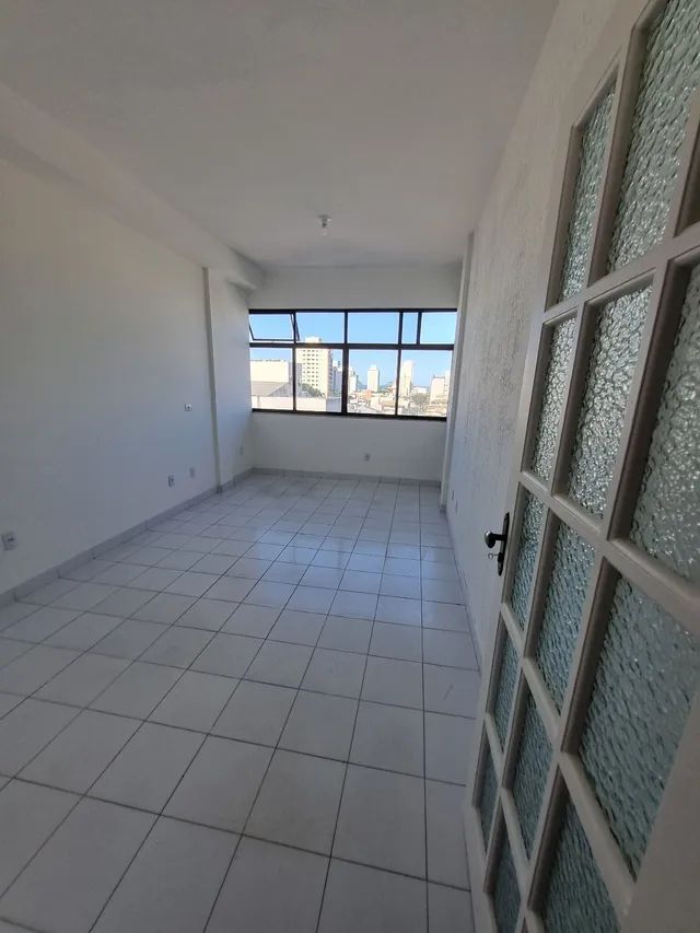Sala comercial centro enfre ao banco Itaú; Macaé RJ! - Foto 4