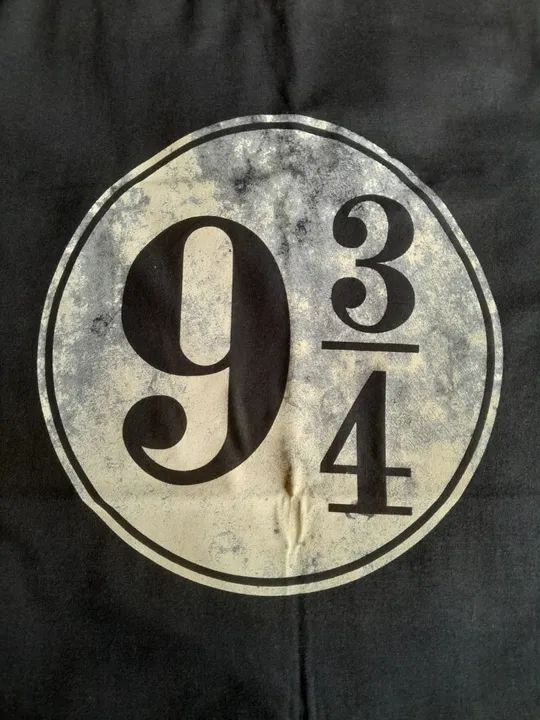 Camiseta Harry Potter "Plataforma 9 3/4" da Fatum Tam. M (Nova) - Foto 2