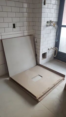 Lote com 10 peças de porcelanatos 90x90 diversos 