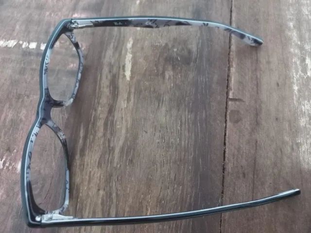 Óculos  Rayban em   ótimo     estado - Foto 2