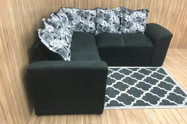 Sofá de Canto/ Suede Preto com Floral - Foto 3