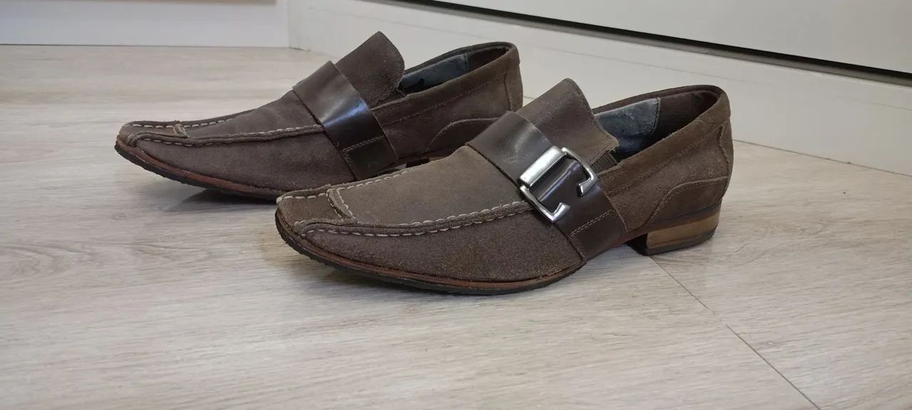 Sapato em couro, marca parâmetro, número 39, sapato top!
