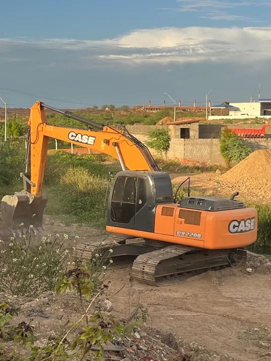 Escavadeira Hidráulica - CASE CX 220B 2014 - Oportunidade - Foto 2
