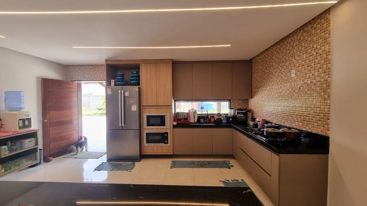 Vendo uma excelente chácara 4/4 sendo três suítes com piscina - Foto 10