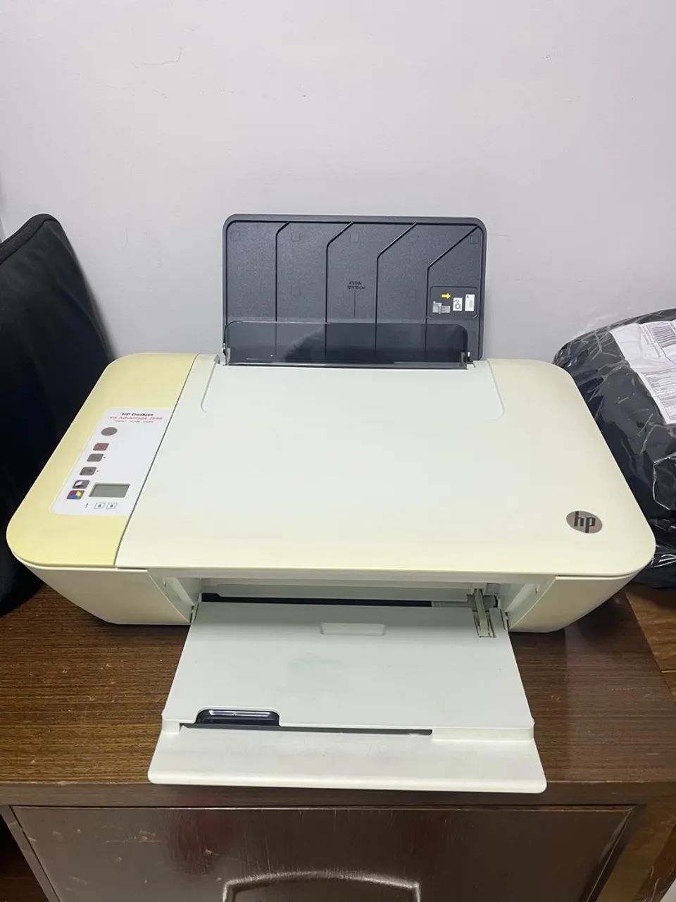 Impressora HP Deskjet 2546 - Multifuncional